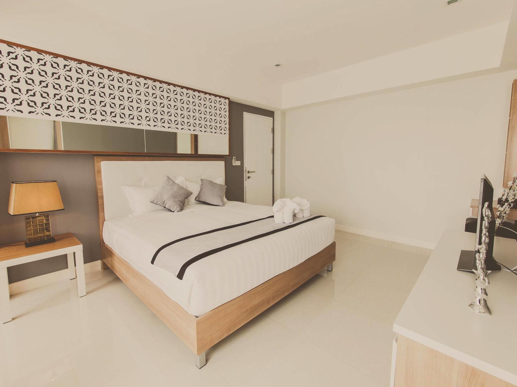 Racha Residence Si Racha Exterior foto
